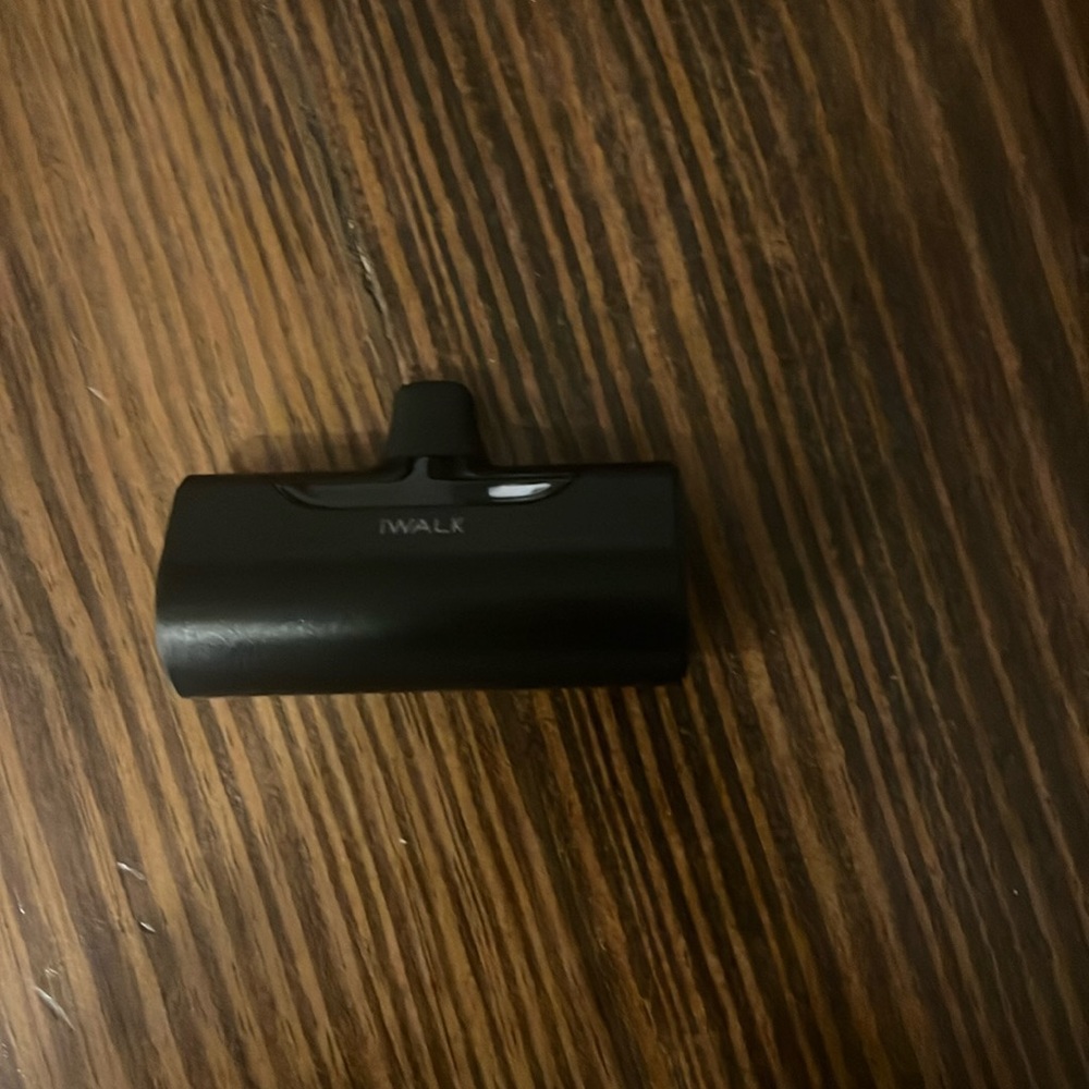 IWALK portable charger for Apple IPhone